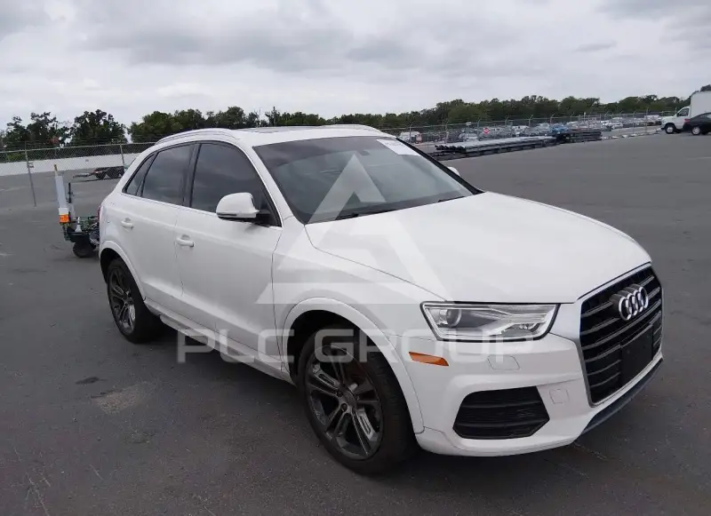 2016 Audi Q3 фото