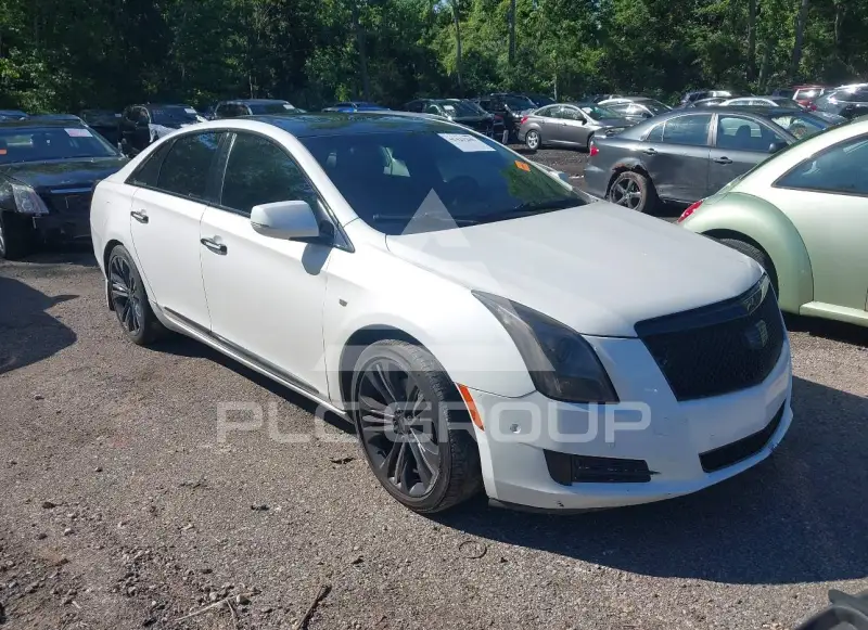 2016 Cadillac XTS photo