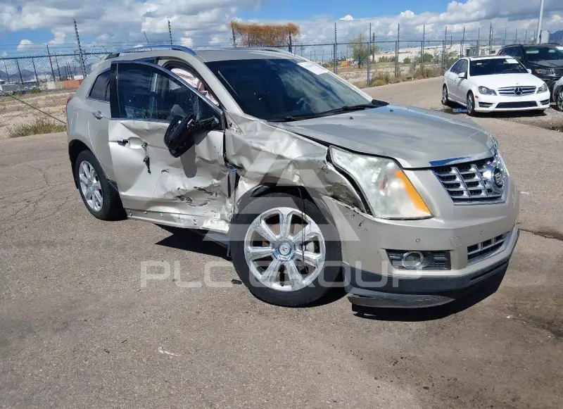 2016 Cadillac SRX фото