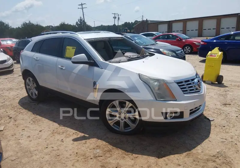 2016 Cadillac SRX photo