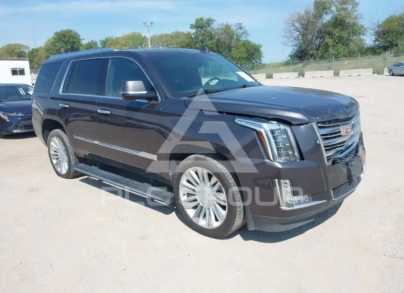 2016 Cadillac ESCALADE фото