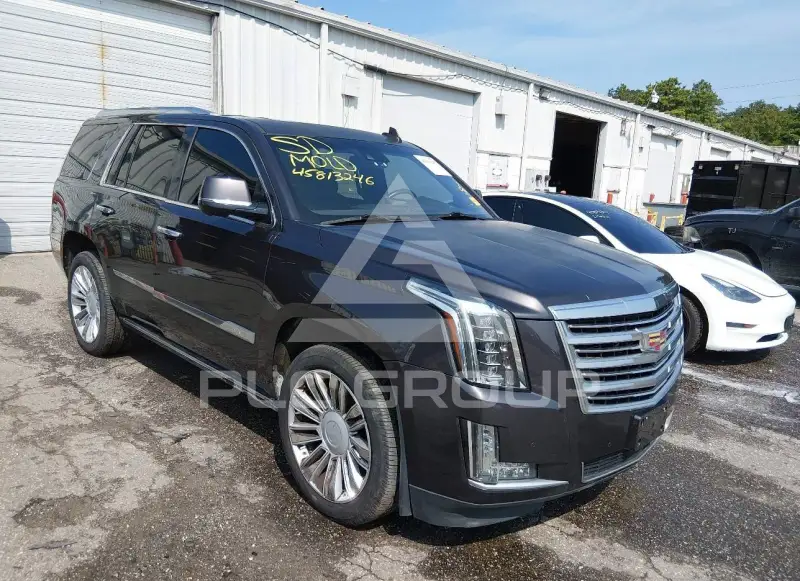 2016 Cadillac ESCALADE photo