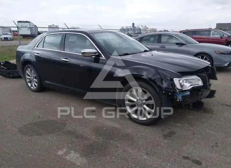 2016 Chrysler 300 фото