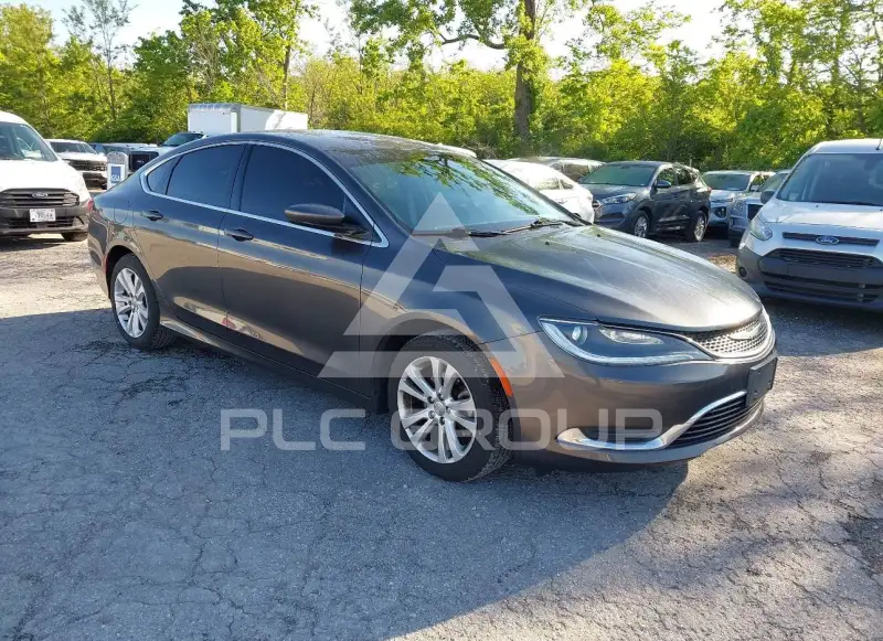 2016 Chrysler 200 photo
