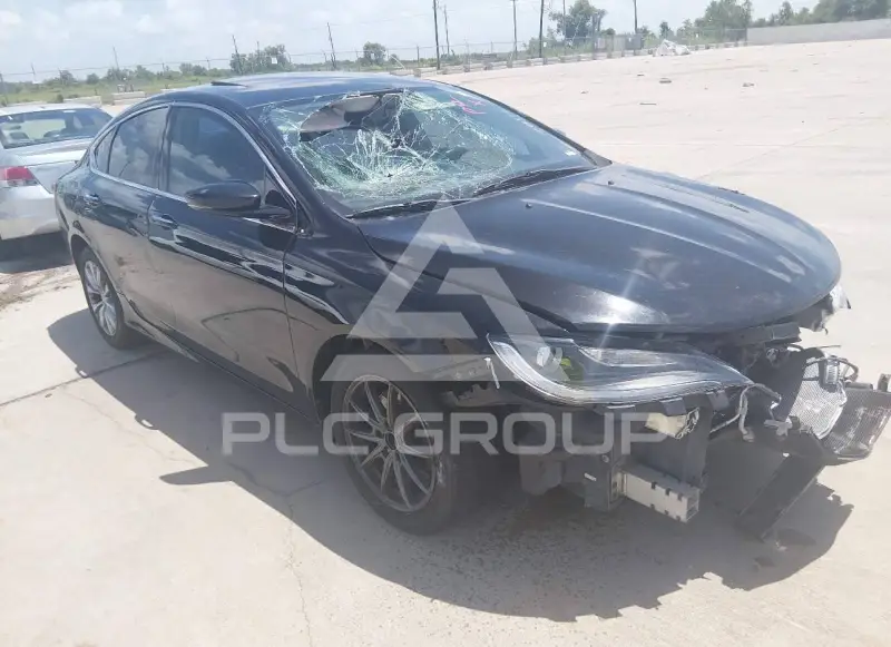 2016 Chrysler 200 photo