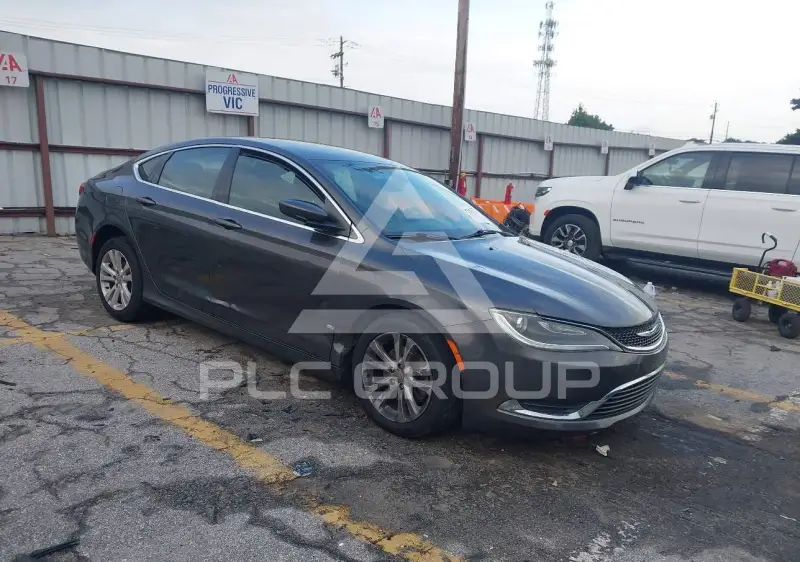 2016 Chrysler 200 photo