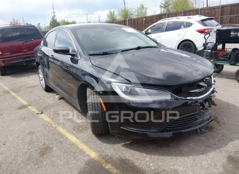 2016 Chrysler 200 фото