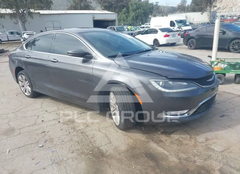 2016 Chrysler 200 фото