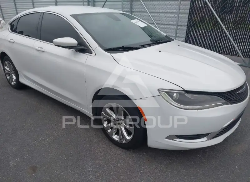 2016 Chrysler 200 фото