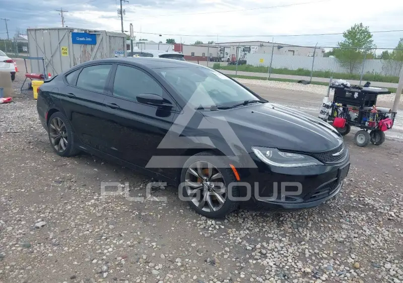 2016 Chrysler 200 photo