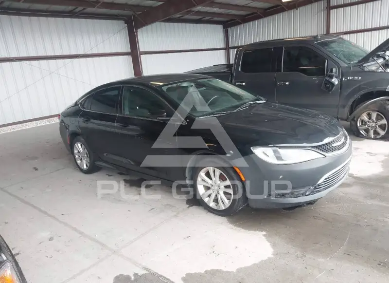 2016 Chrysler 200 фото