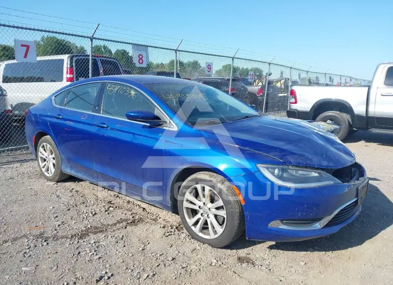 2016 Chrysler 200 photo