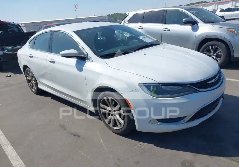 2016 Chrysler 200 фото