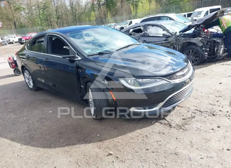 2016 Chrysler 200 photo