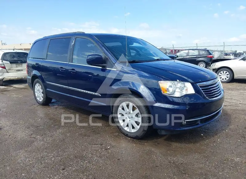 2016 Chrysler TOWN & COUNTRY photo