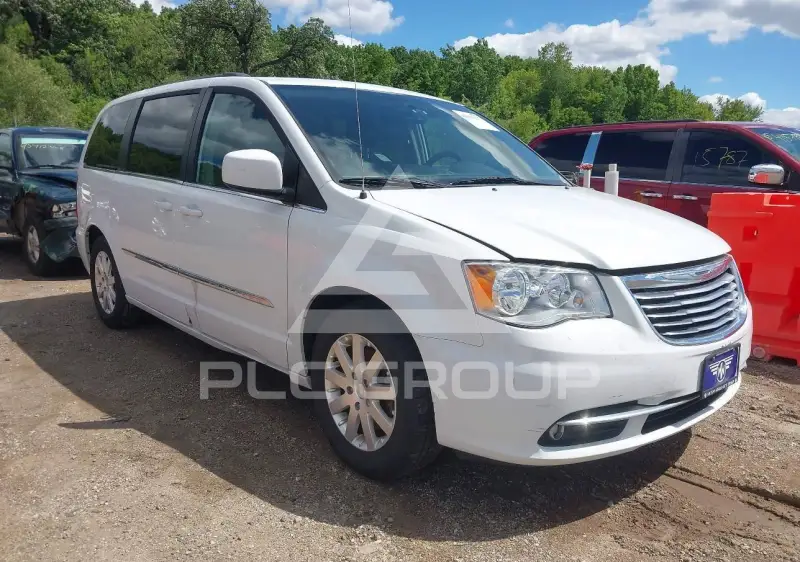 2016 Chrysler TOWN & COUNTRY фото