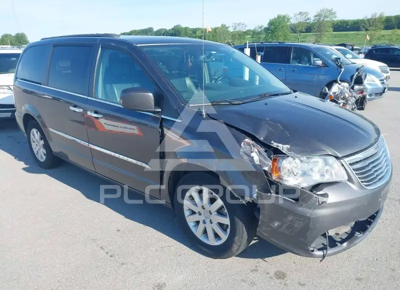 2016 Chrysler TOWN & COUNTRY photo