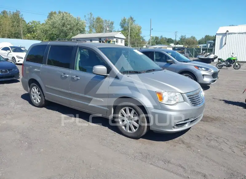 2016 Chrysler TOWN & COUNTRY фото