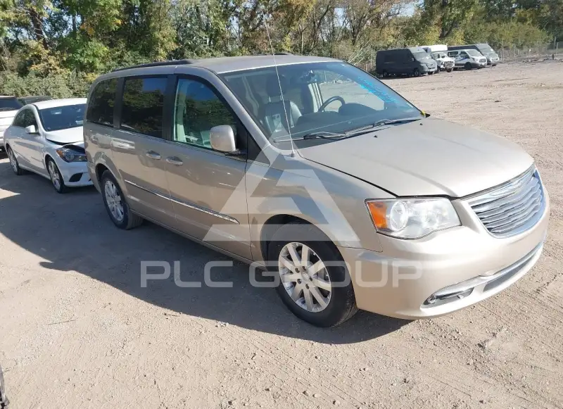 2016 Chrysler TOWN & COUNTRY photo