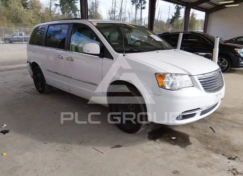 2016 Chrysler TOWN & COUNTRY фото