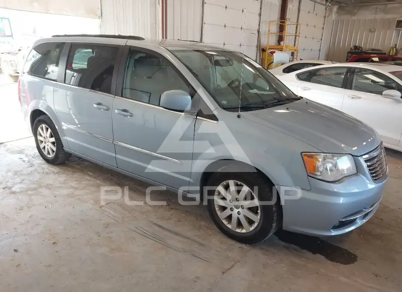 2016 Chrysler TOWN & COUNTRY фото