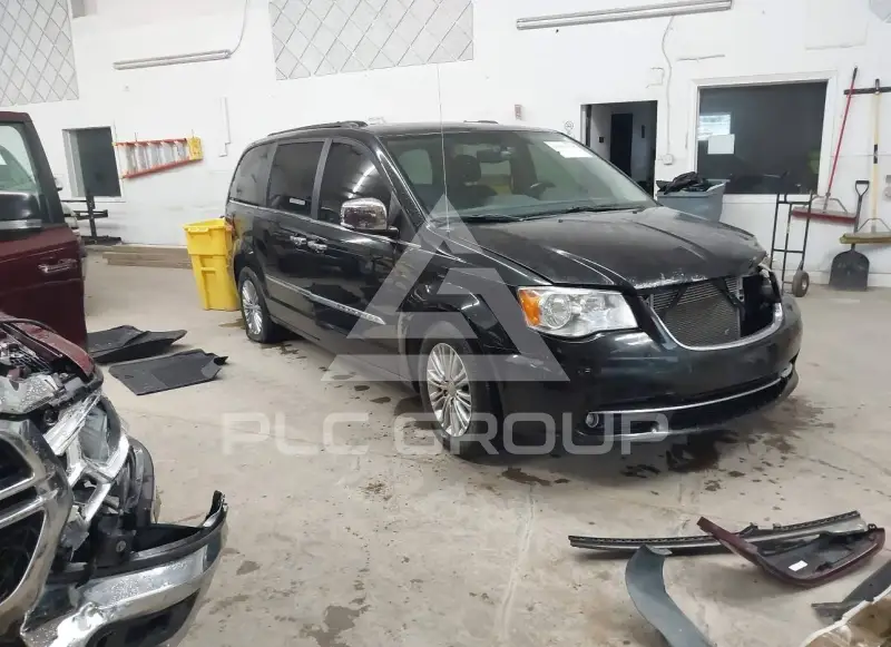 2016 Chrysler TOWN & COUNTRY фото