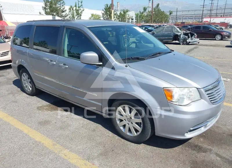 2016 Chrysler TOWN & COUNTRY фото