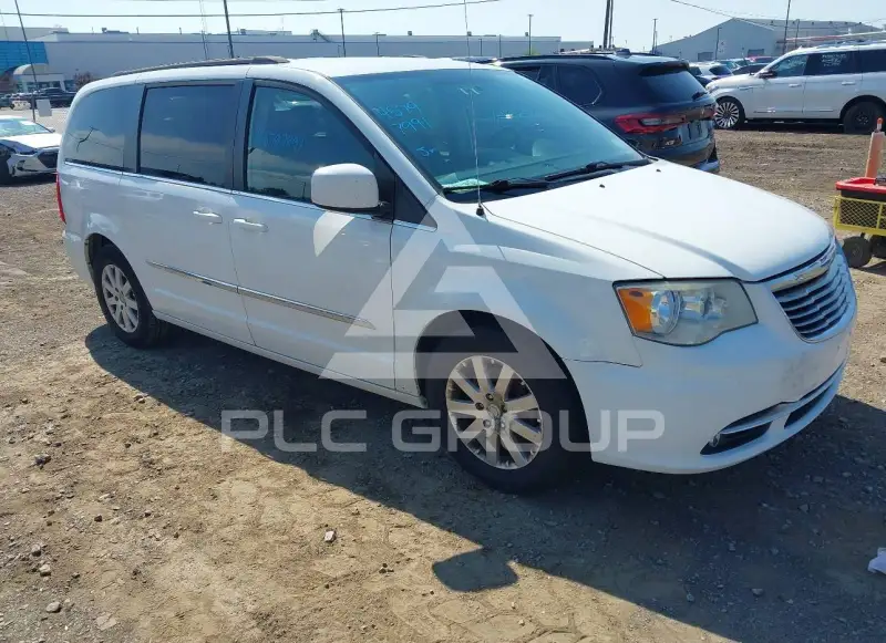 2016 Chrysler TOWN & COUNTRY фото