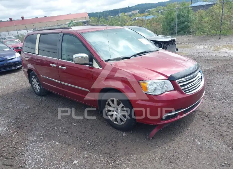 2016 Chrysler TOWN & COUNTRY фото