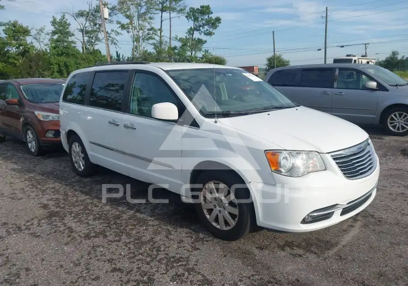 2016 Chrysler TOWN & COUNTRY photo
