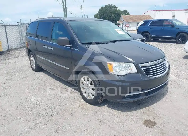 2016 Chrysler TOWN & COUNTRY фото