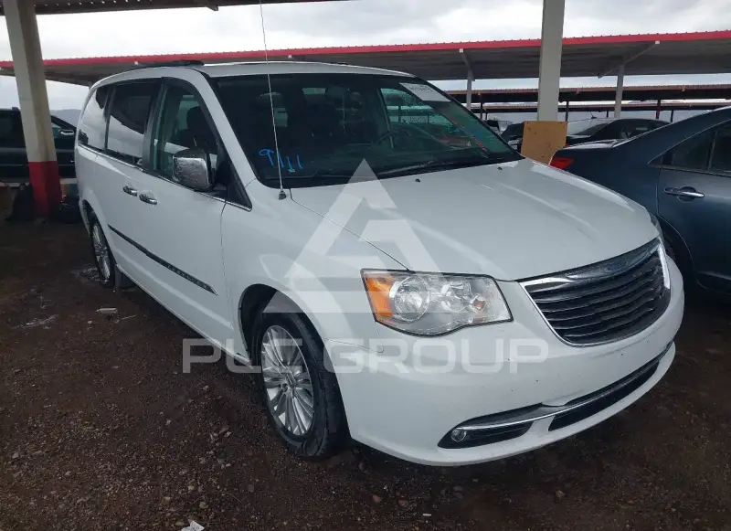 2016 Chrysler TOWN & COUNTRY фото