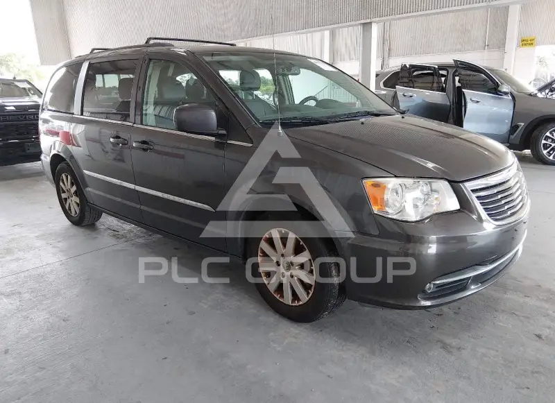 2016 Chrysler TOWN & COUNTRY photo