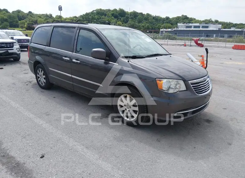 2016 Chrysler TOWN & COUNTRY photo