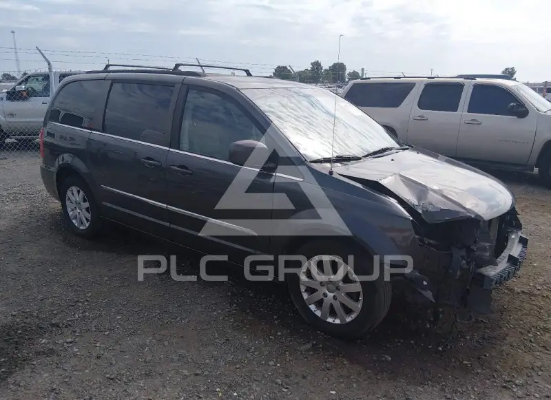 2016 Chrysler TOWN & COUNTRY photo