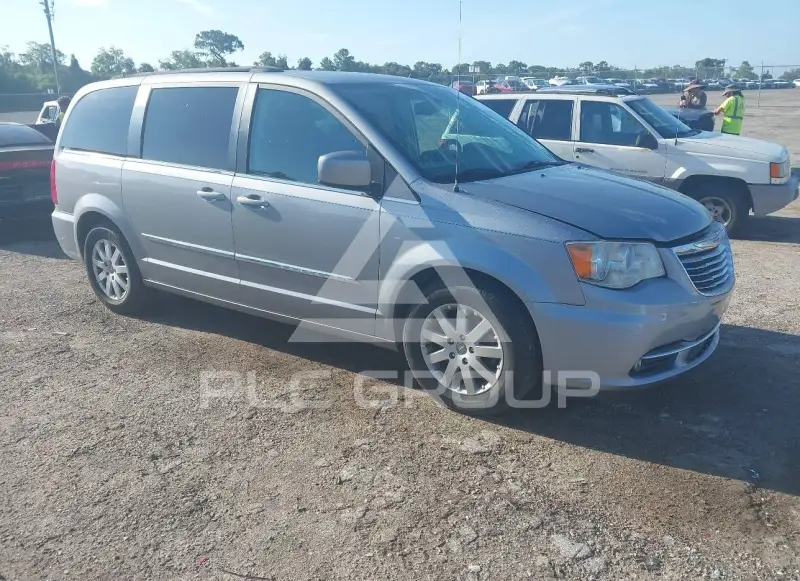 2016 Chrysler TOWN & COUNTRY photo