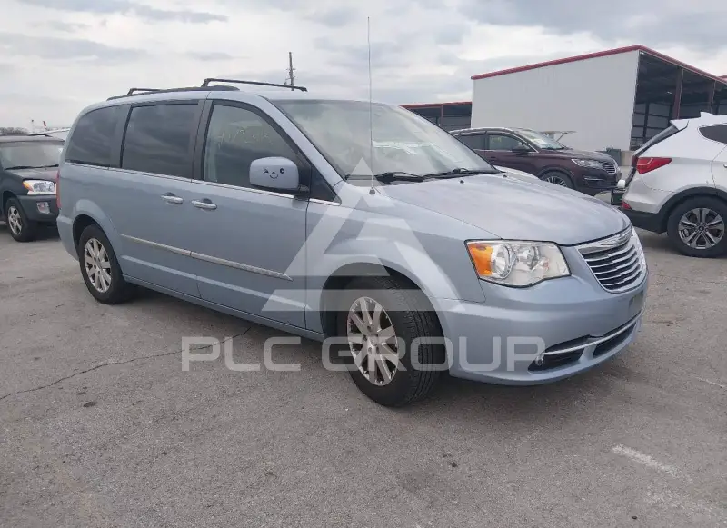 2016 Chrysler TOWN & COUNTRY фото