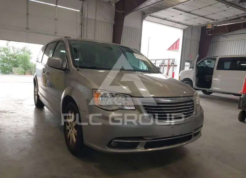 2016 Chrysler TOWN & COUNTRY фото