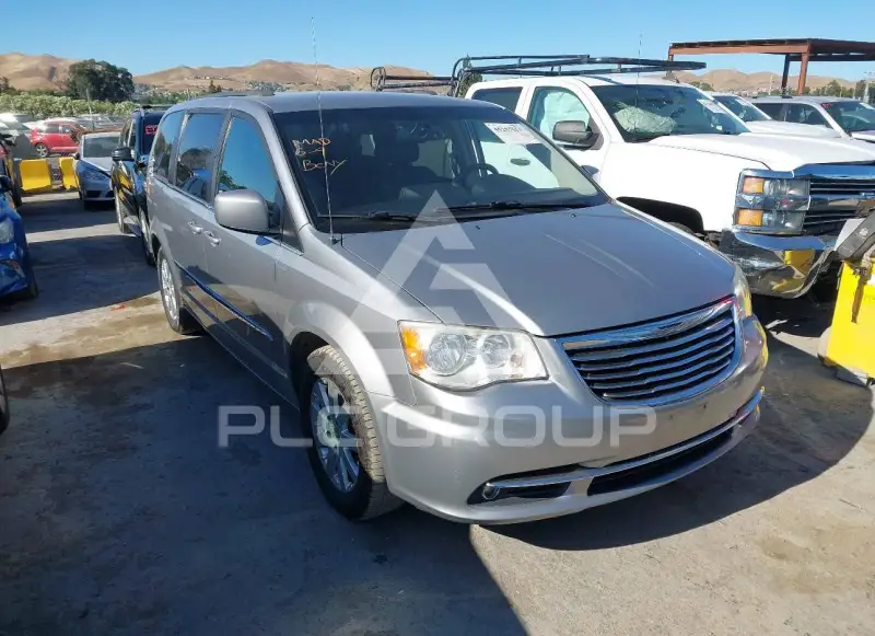 2016 Chrysler TOWN & COUNTRY фото