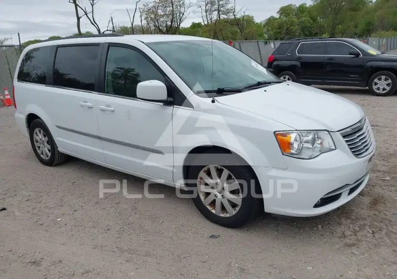 2016 Chrysler TOWN & COUNTRY photo