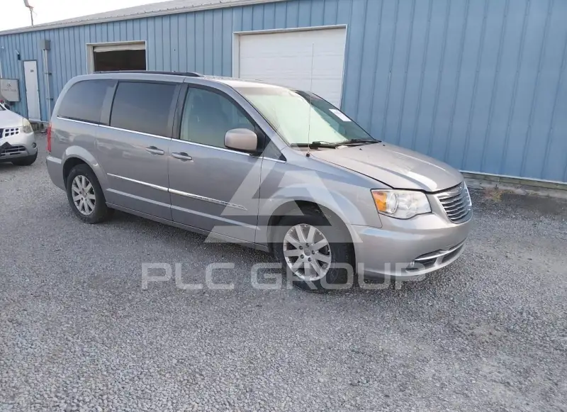 2016 Chrysler TOWN & COUNTRY photo