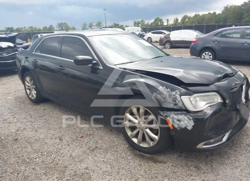 2016 Chrysler 300 фото