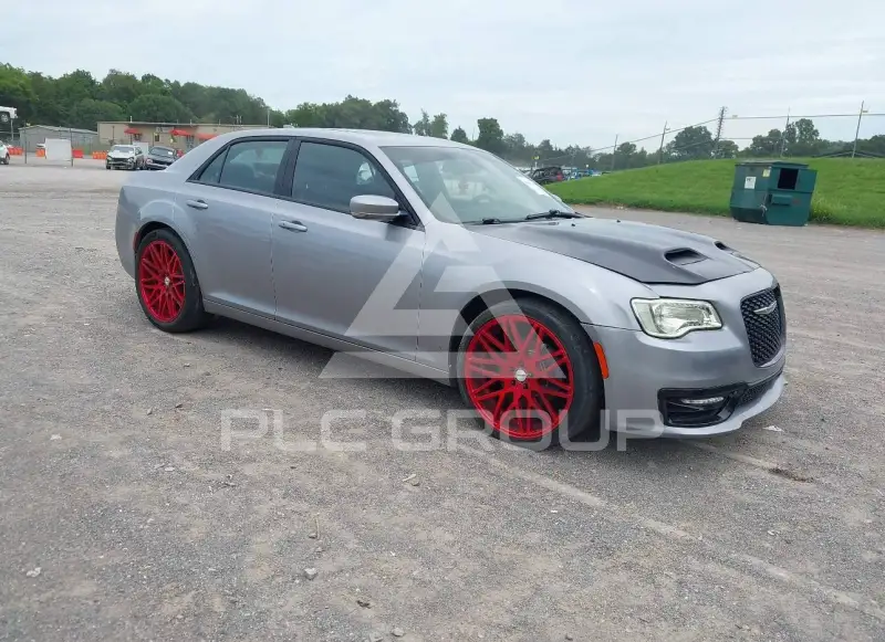 2016 Chrysler 300 photo