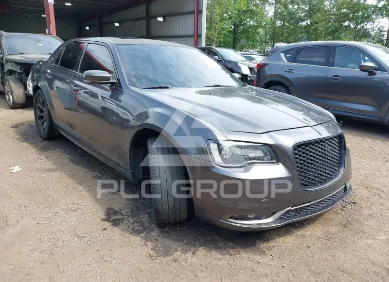 2016 Chrysler 300 фото
