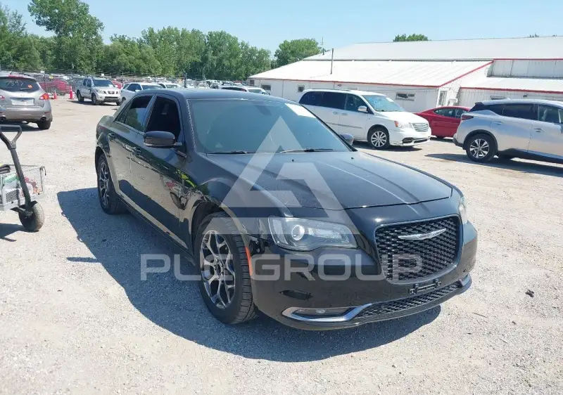 2016 Chrysler 300 фото