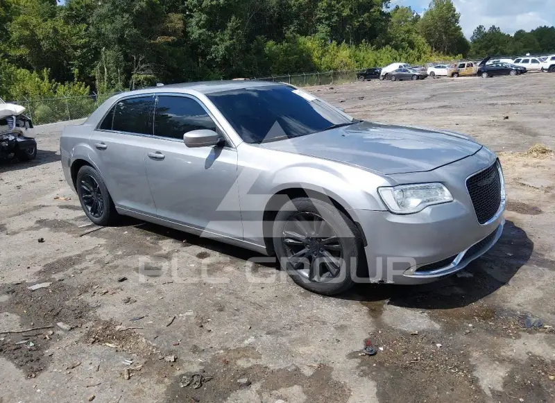 2016 Chrysler 300 фото