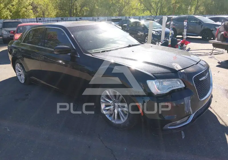 2016 Chrysler 300 фото