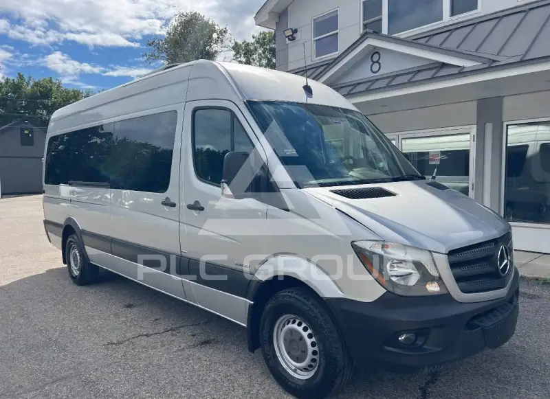 2016 Mercedes Benz Sprinter photo