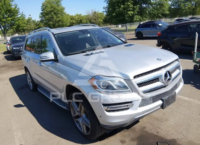2016 Mercedes Benz GL 450 photo