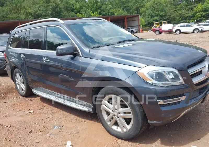 2016 Mercedes Benz GL 450 photo